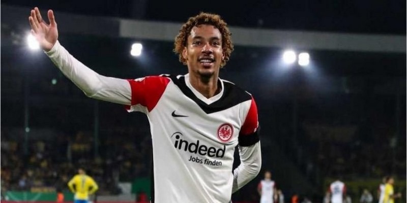 Tiểu sử cơ bản về Ekitiké